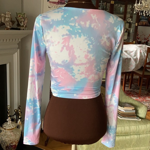 NWOT FashionNova long sleeve top - Picture 3 of 6